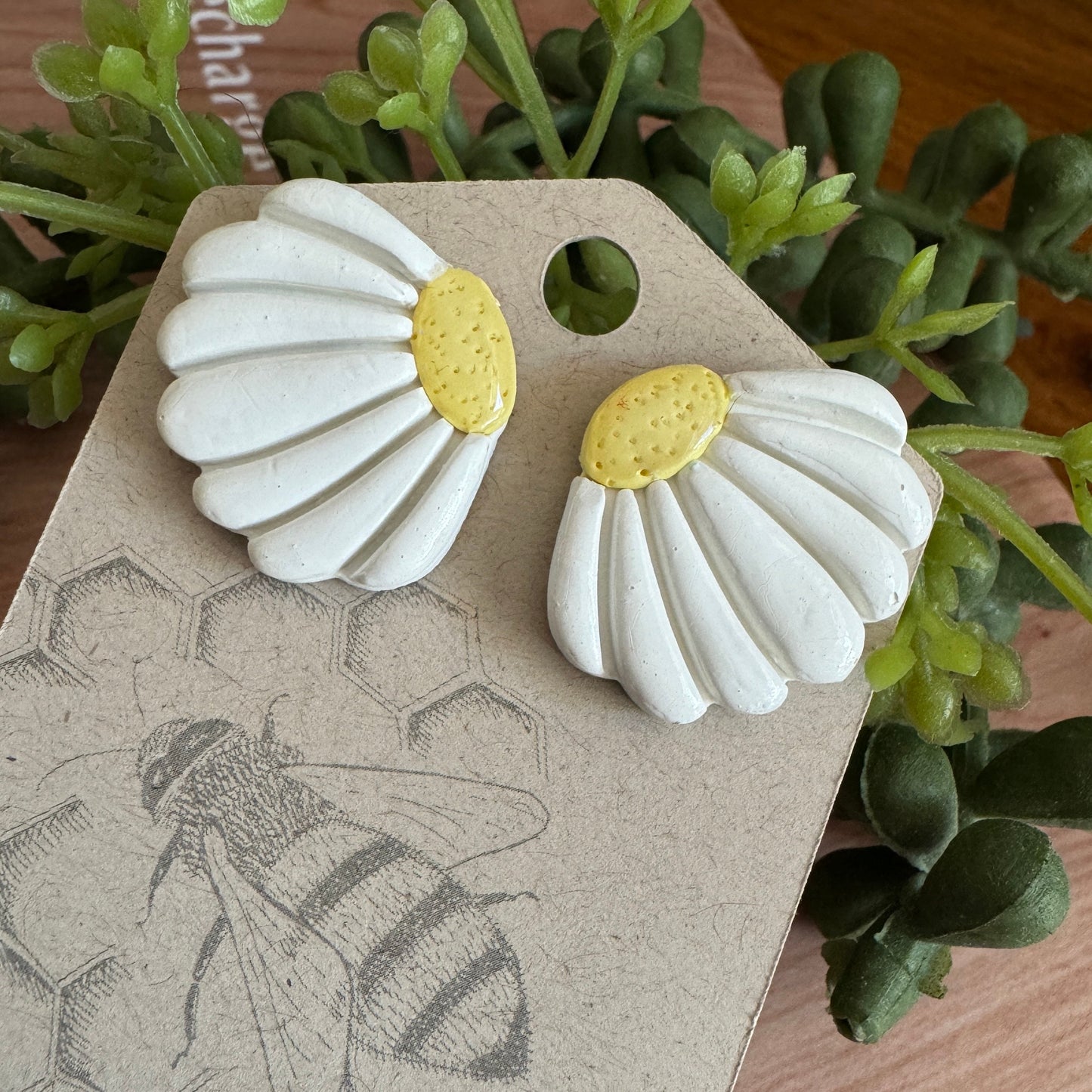 Daisy Stud Clay Earrings